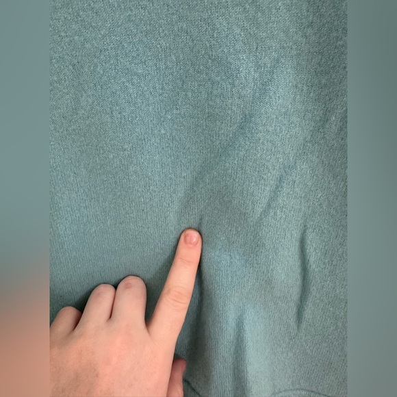 LL Bean Cashmere Women’s Blue Sweater base layer Pullover size Large #1864 - Picture 6 of 11